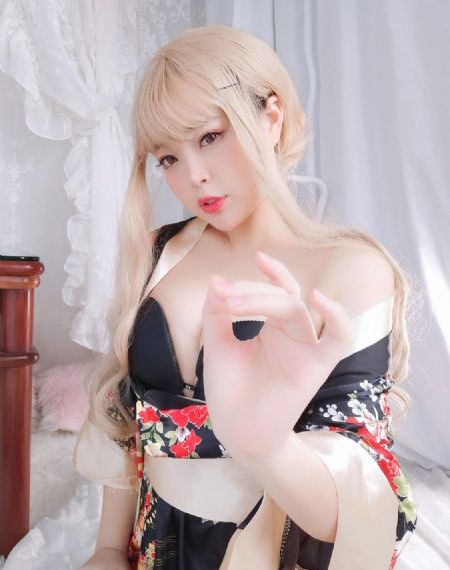亚洲日韩蜜桃AV无码一二三区_BD国语手机免费观看完整