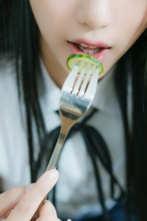 美女视频网址_超清电影完整版