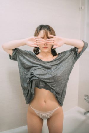 久久中文字幕丝袜美腿_DVD免费播放