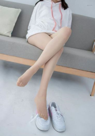 将军托着娇乳撞击呻吟视频_BDHD在线观看