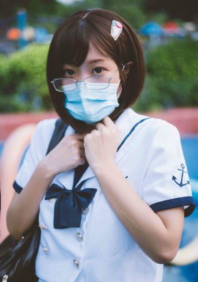 翁公和媛媛在厨房里猛烈进出_4K高清完整版